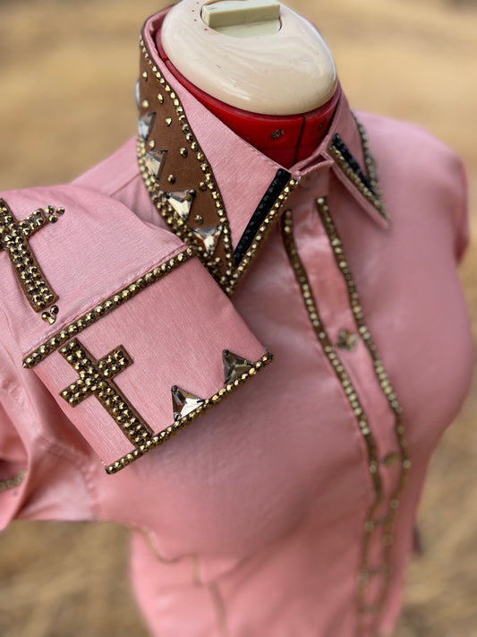 Blush with gold Covered in Chirst